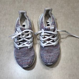 Women’s size 7 adidas ultra boost.